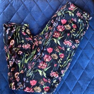 Floral Pull-on Pants with Pockets